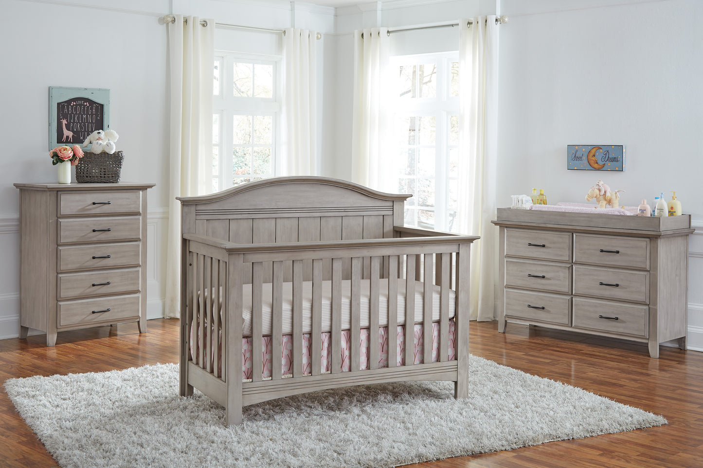 Chandler 5 Drawer Chest